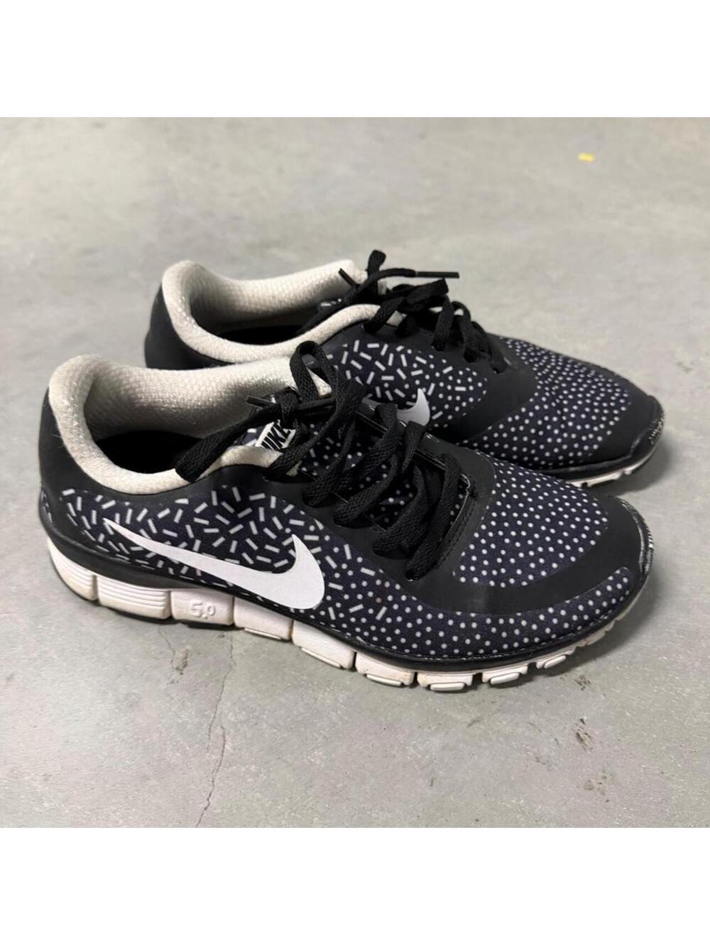 Nike Free 5.0 Women's Size 6.5 Black White Running Athletic Shoes Sneakers